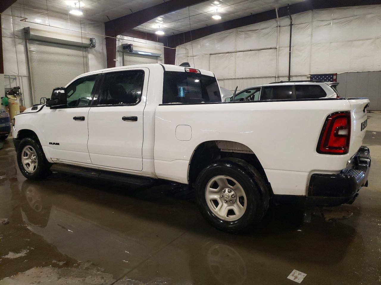 2025 Ram 1500 Tradesman - Фото 2