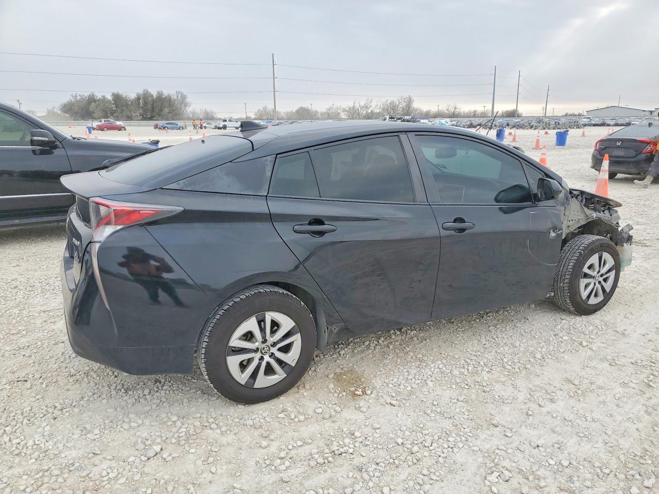 2016 Toyota Prius - Фото 3