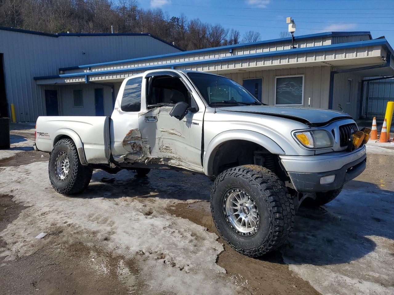 2003 Toyota Tacoma Xtracab - Image 4