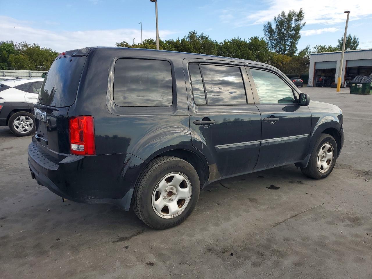 2012 Honda Pilot Lx - Image 3