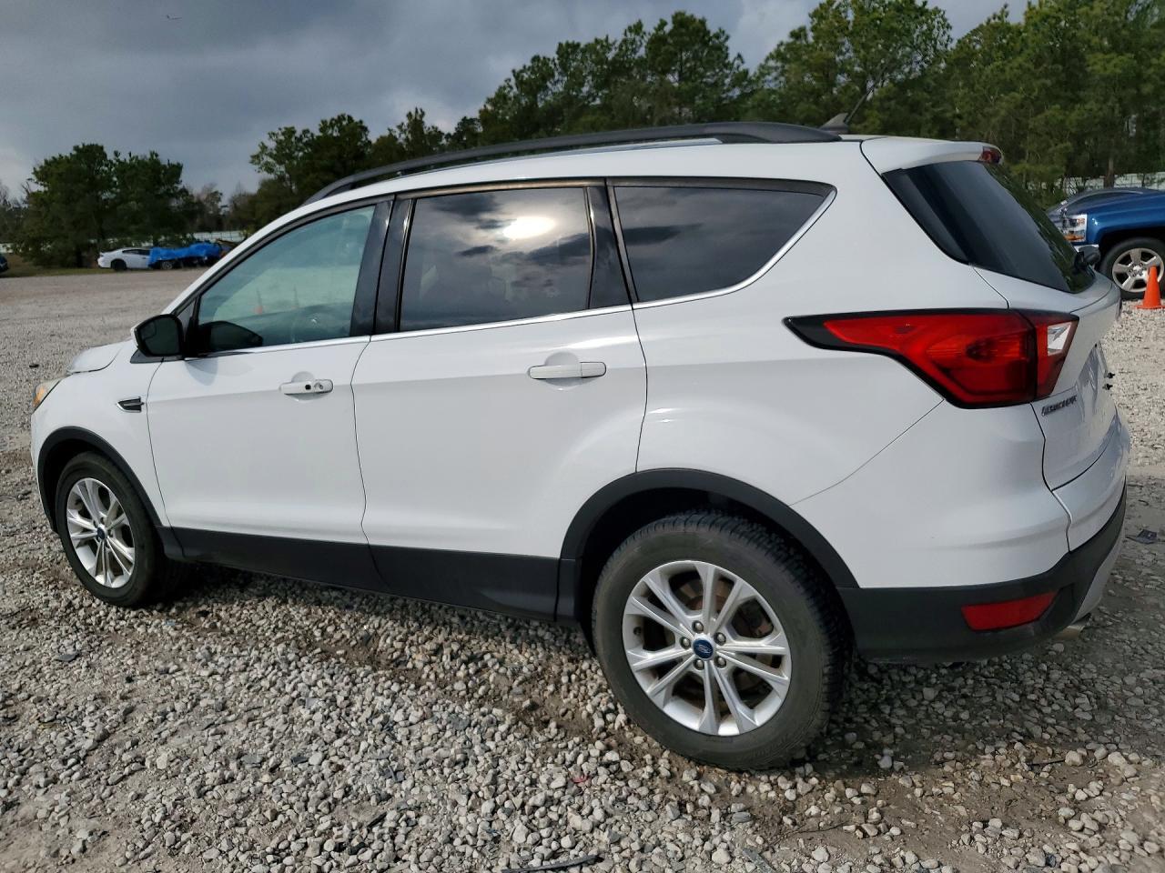 2019 Ford Escape Sel - Фото 2