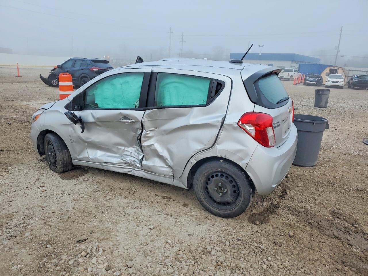 2022 Chevrolet Spark Ls - Фото 2
