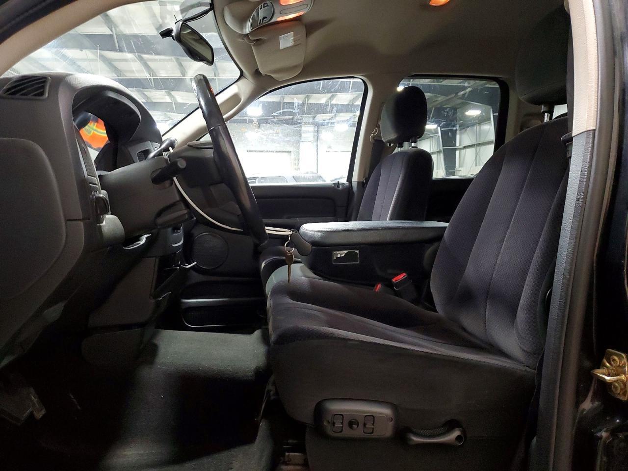 2005 Dodge Ram 1500 St - Image 7
