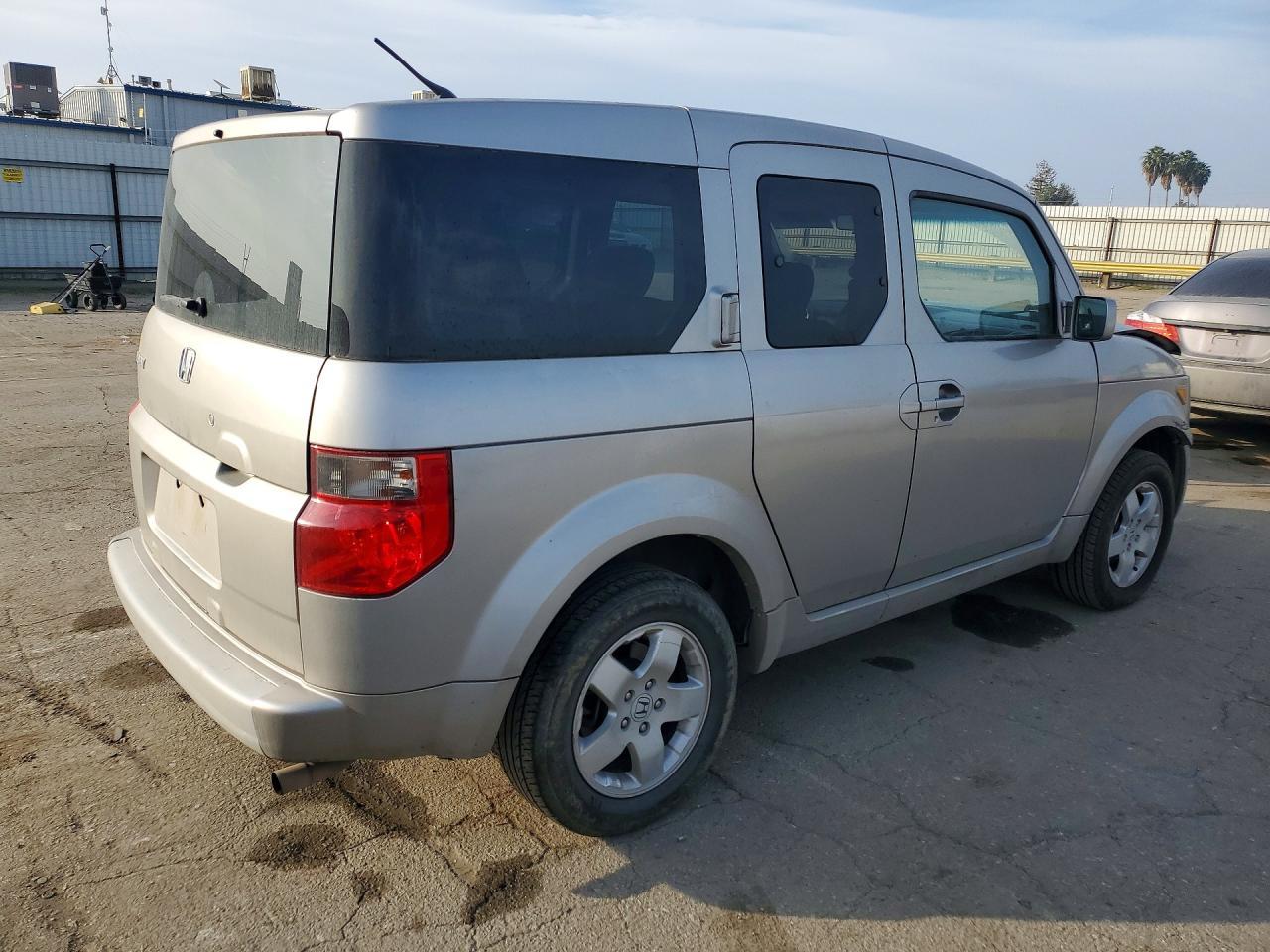 2004 Honda Element Ex - Image 3