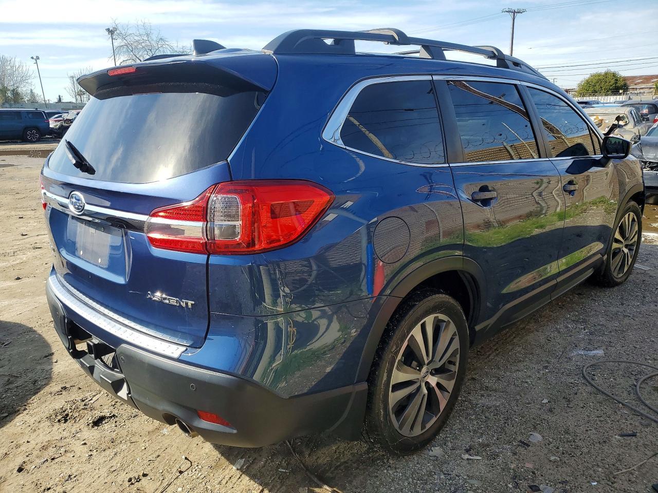 2021 Subaru Ascent Premium - Image 3