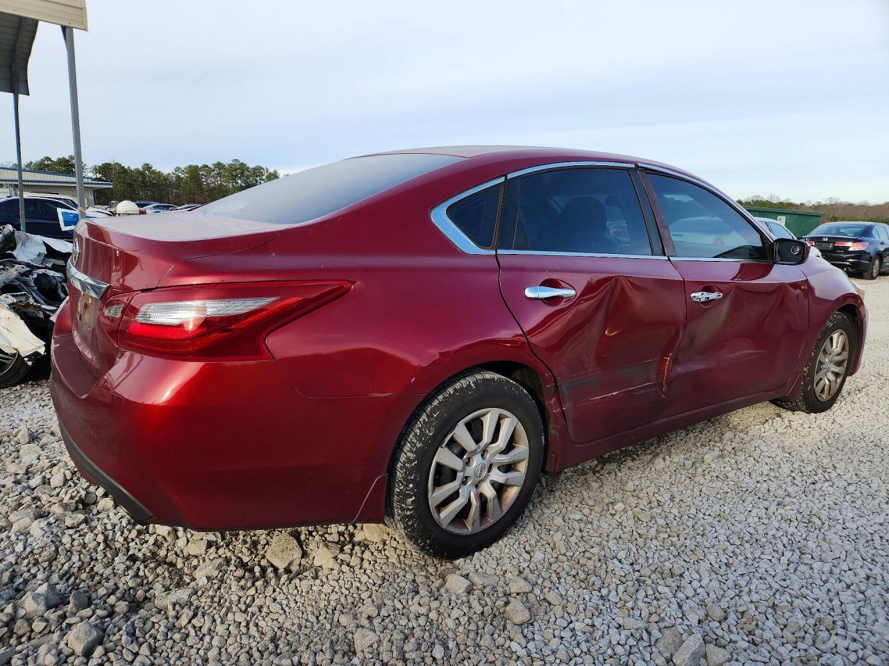 2018 Nissan Altima 2.5 - Фото 3