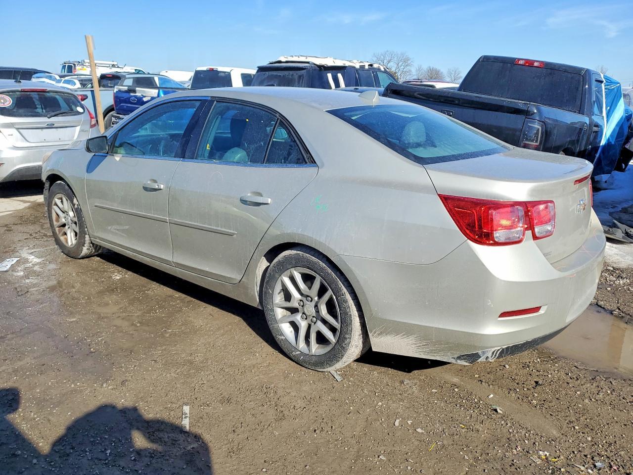 2013 Chevrolet Malibu 1Lt - Фото 2