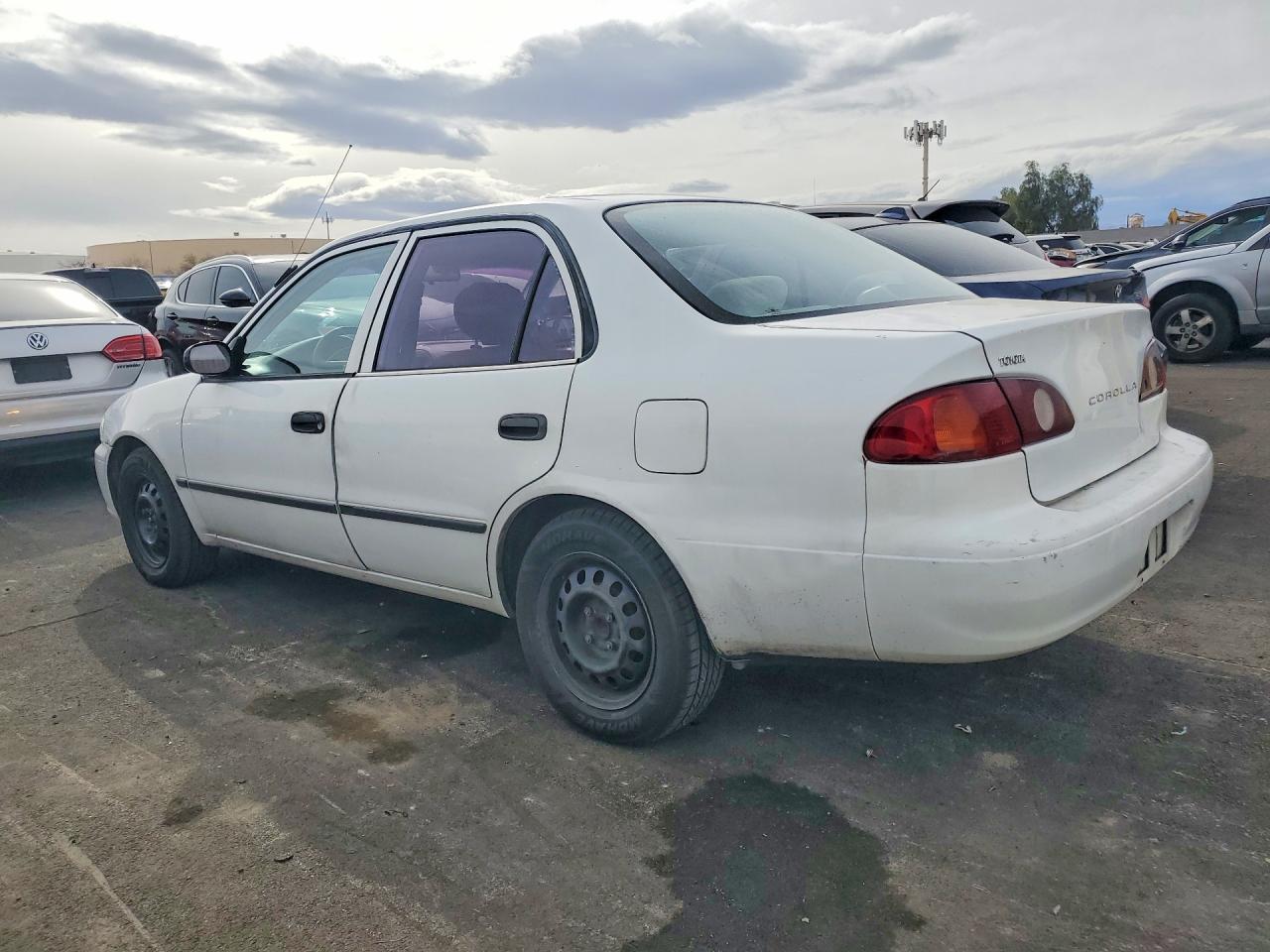 2001 Toyota Corolla Ce - Image 2