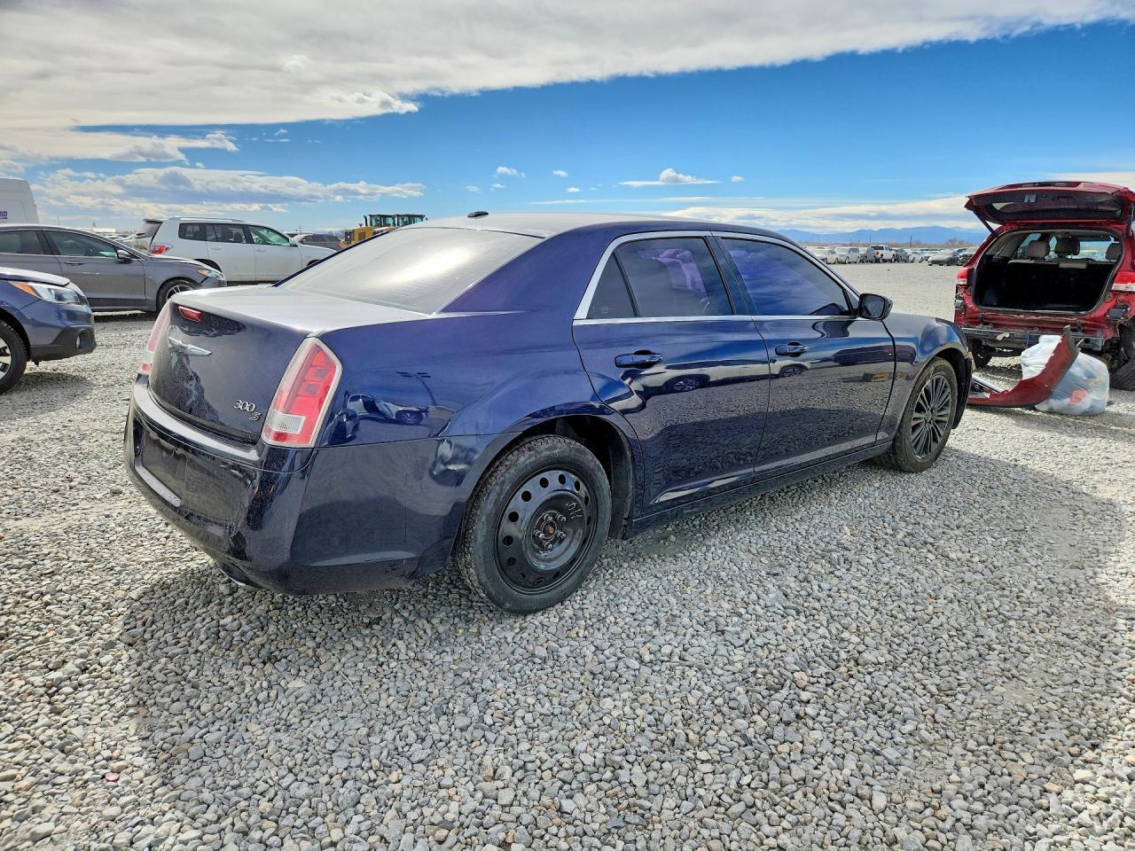 2013 Chrysler 300 S - Image 3