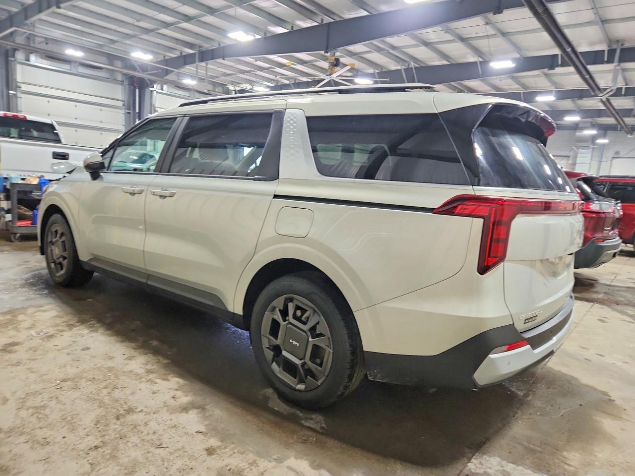 2025 Kia Carnival Ex - Фото 2