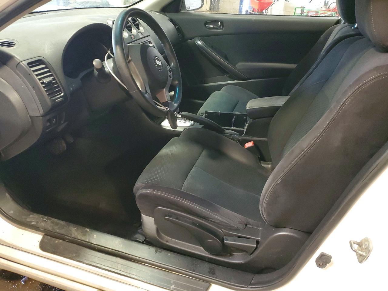 2011 Nissan Altima S - Image 7
