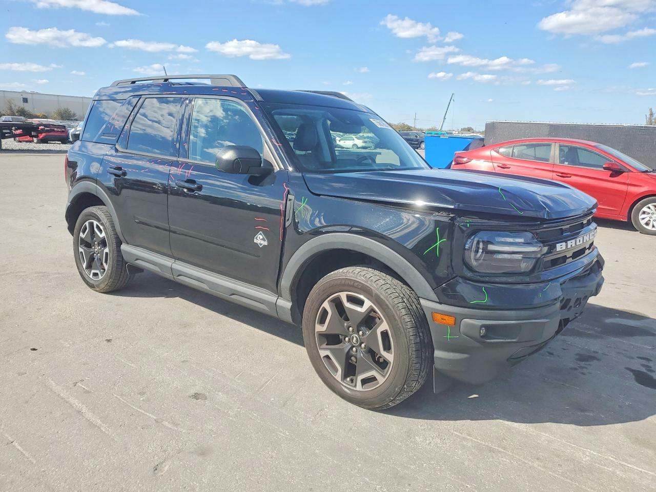 2021 Ford Bronco Sport Outer Banks - Image 4
