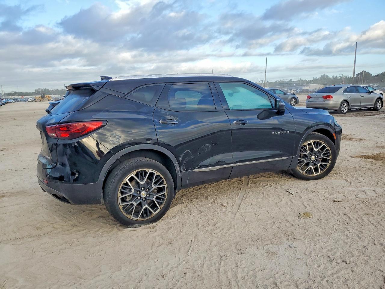 2023 Chevrolet Blazer Premier - Image 3
