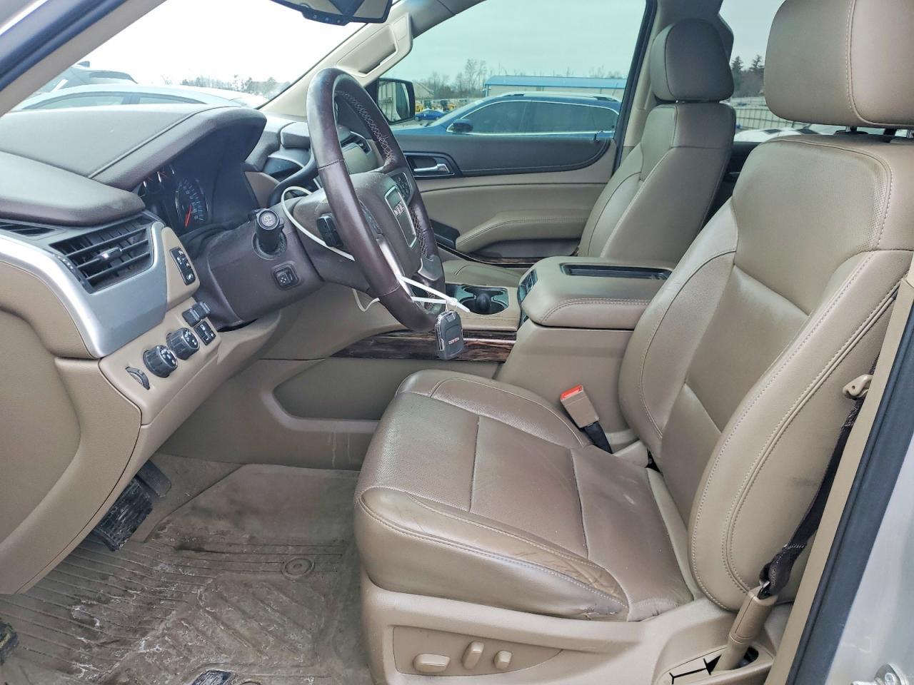 2019 GMC Yukon Slt - Фото 7