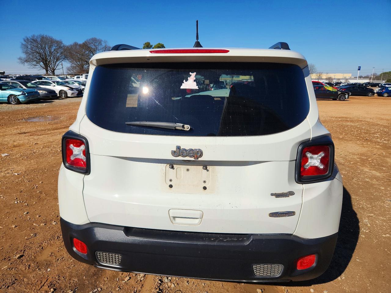 2018 Jeep Renegade Latitude - Image 6
