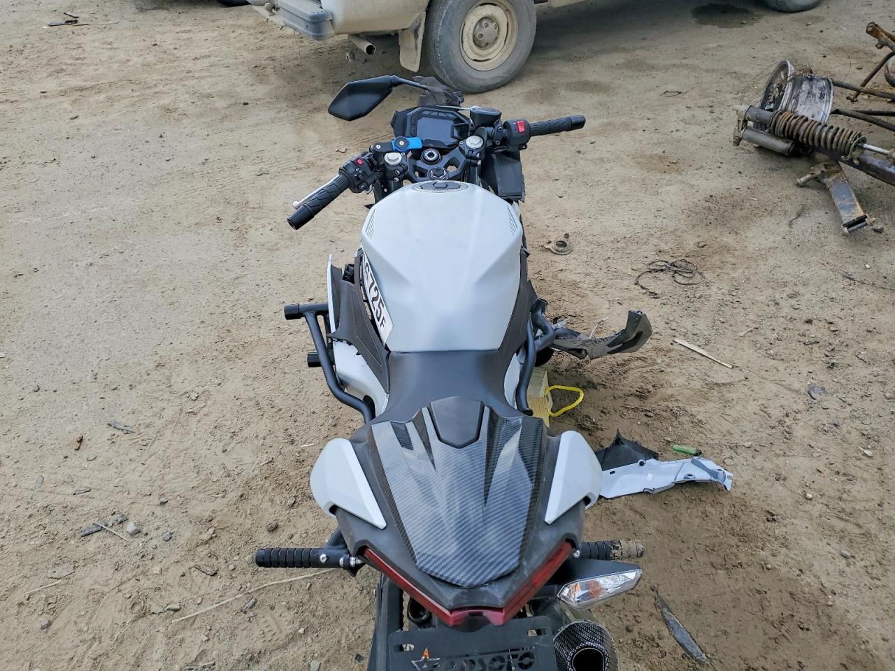 2024 Kawasaki Ex500 - Image 6