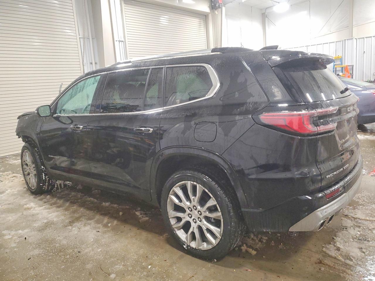 2024 GMC Acadia Denali - Фото 2
