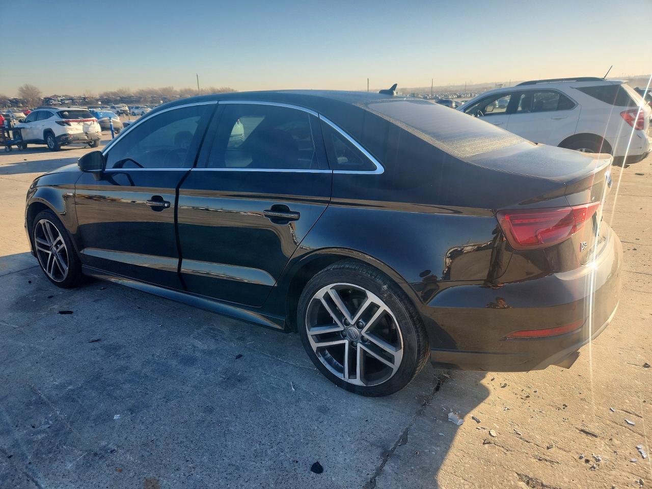 2018 Audi A3 Premium Plus - Фото 2