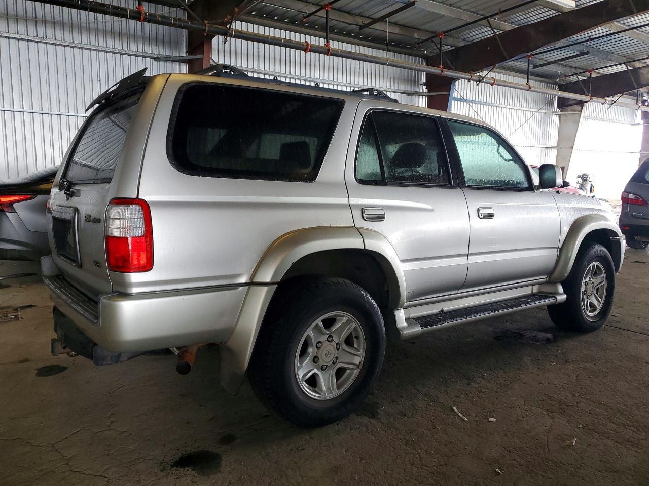 2000 Toyota 4Runner Sr5 - Фото 3