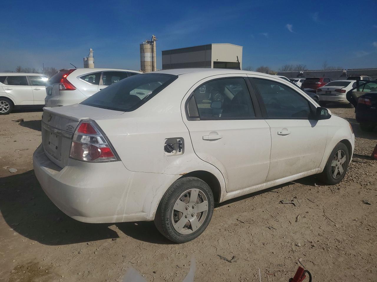 2010 Chevrolet Aveo Ls - Image 3