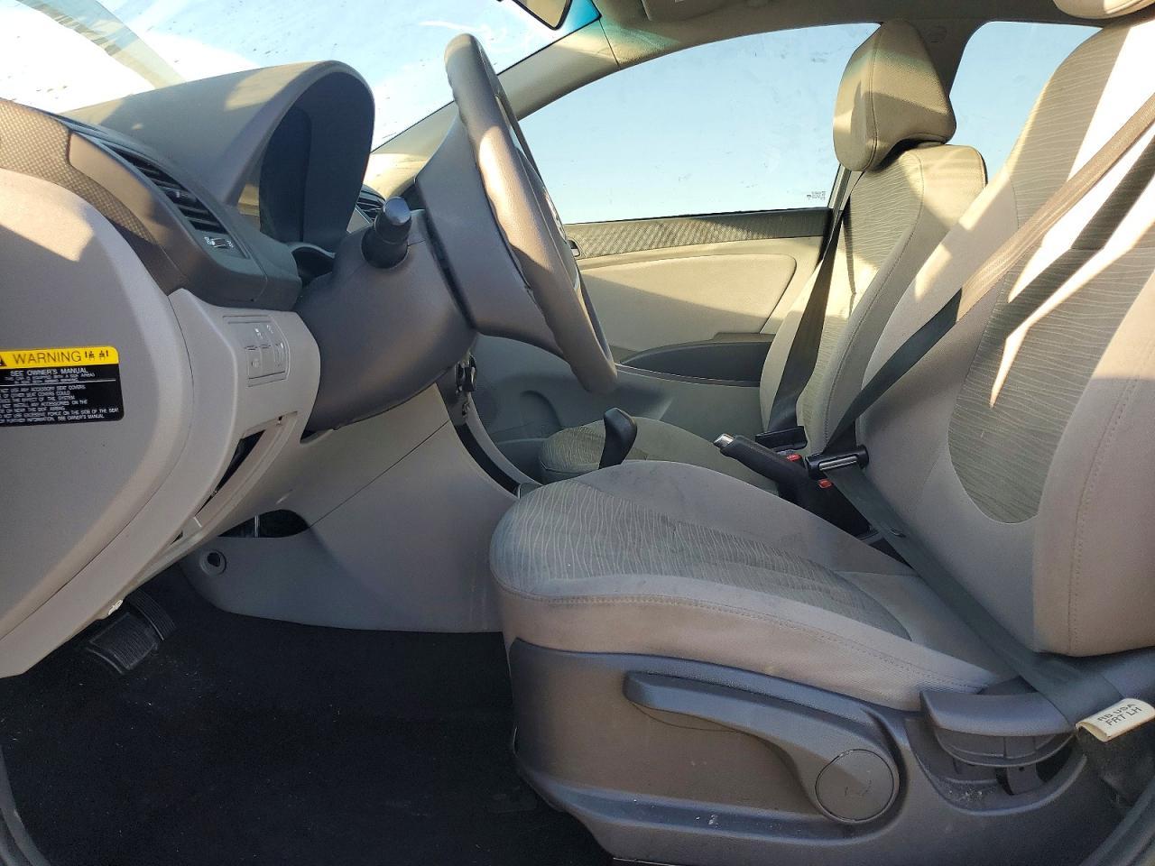 2017 Hyundai Accent Se - Фото 7