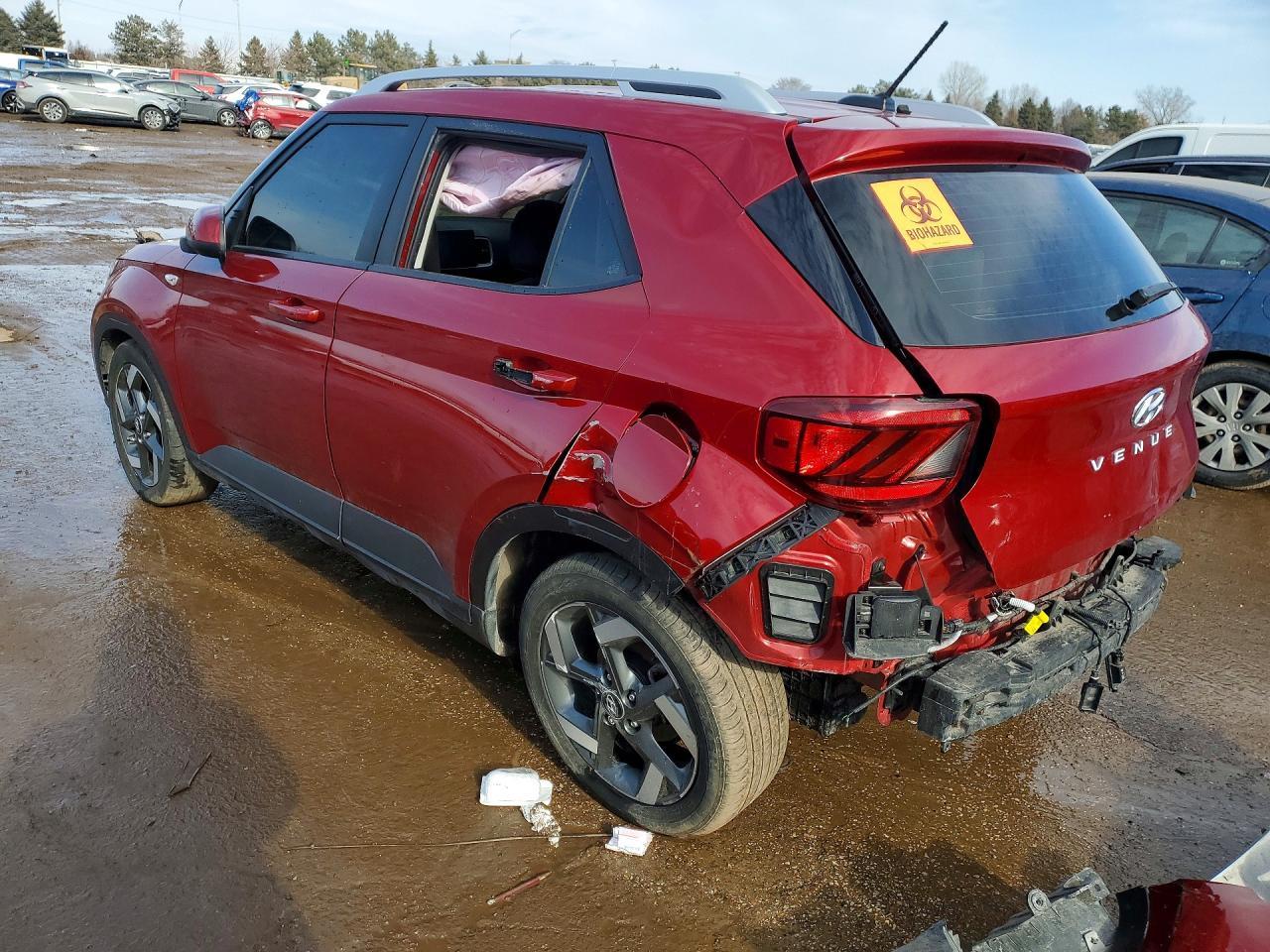 2024 Hyundai Venue Sel - Image 2