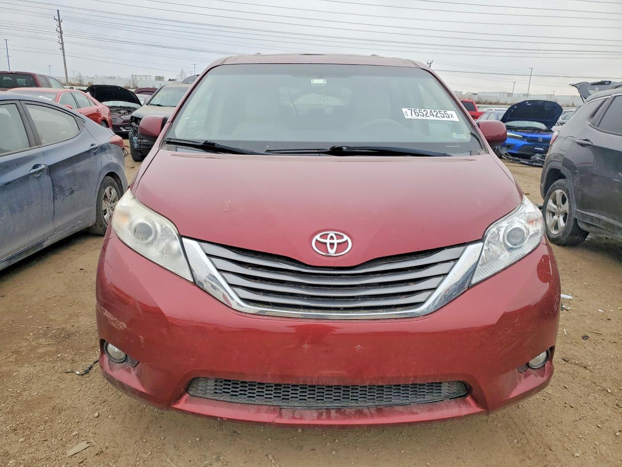 2013 Toyota Sienna - Image 5