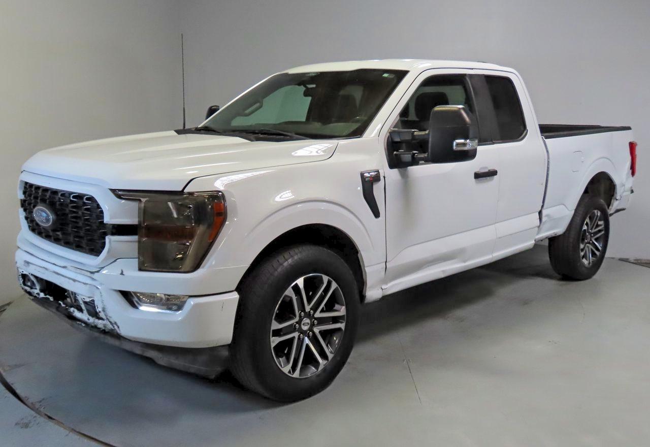 2022 Ford F150 Super Cab - Фото 2