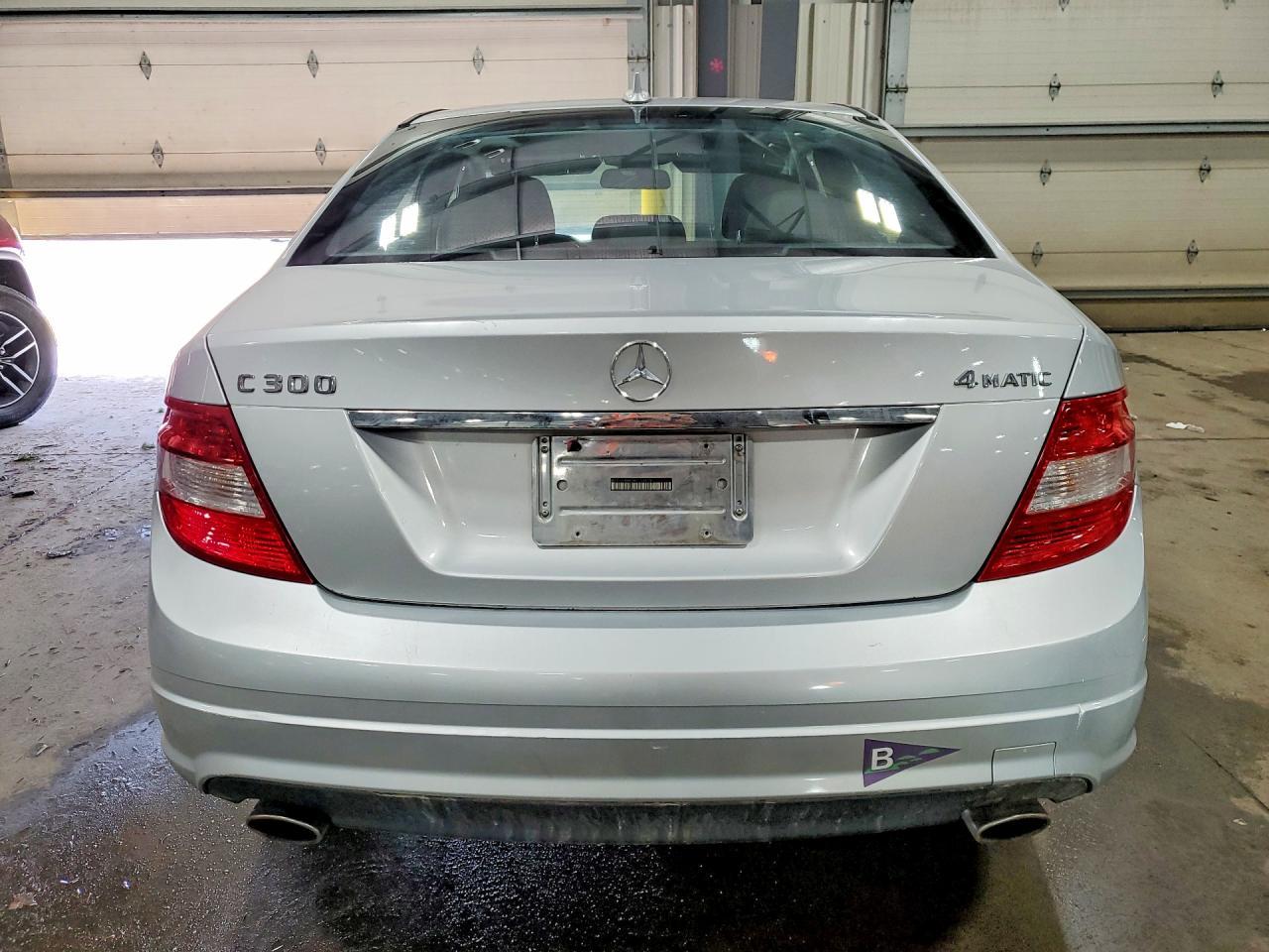 2011 Mercedes-Benz C 300 4Matic - Фото 6