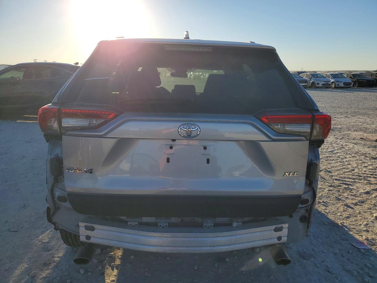 2024 Toyota Rav4 Xle - Фото 6