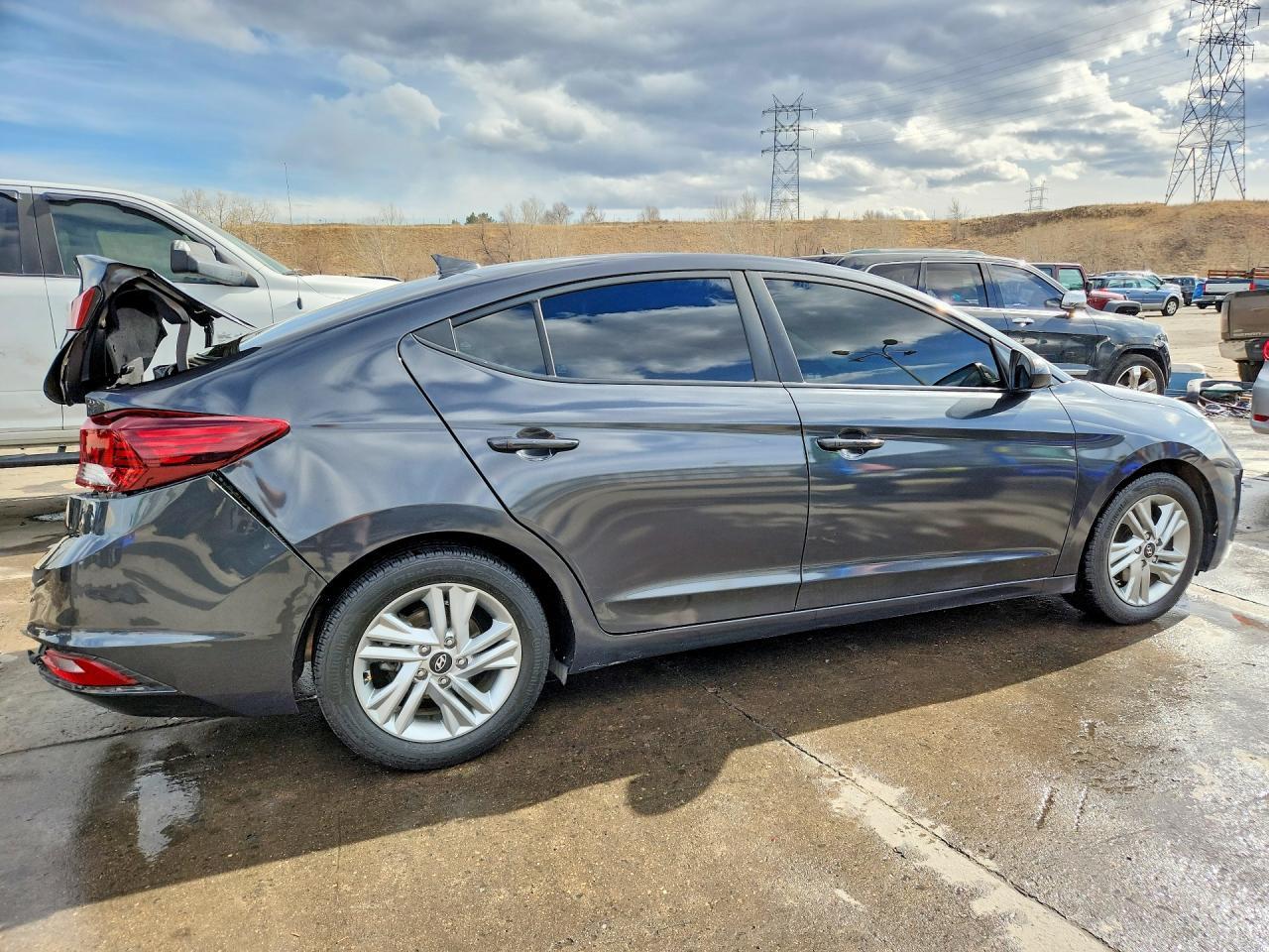2020 Hyundai Elantra Sel - Фото 3