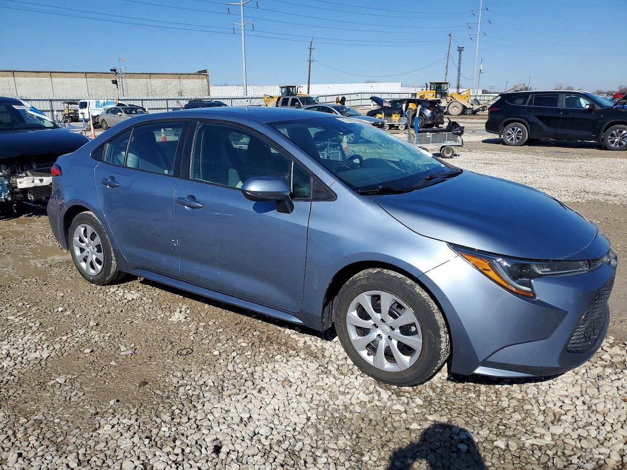 2022 Toyota Corolla Le - Фото 4