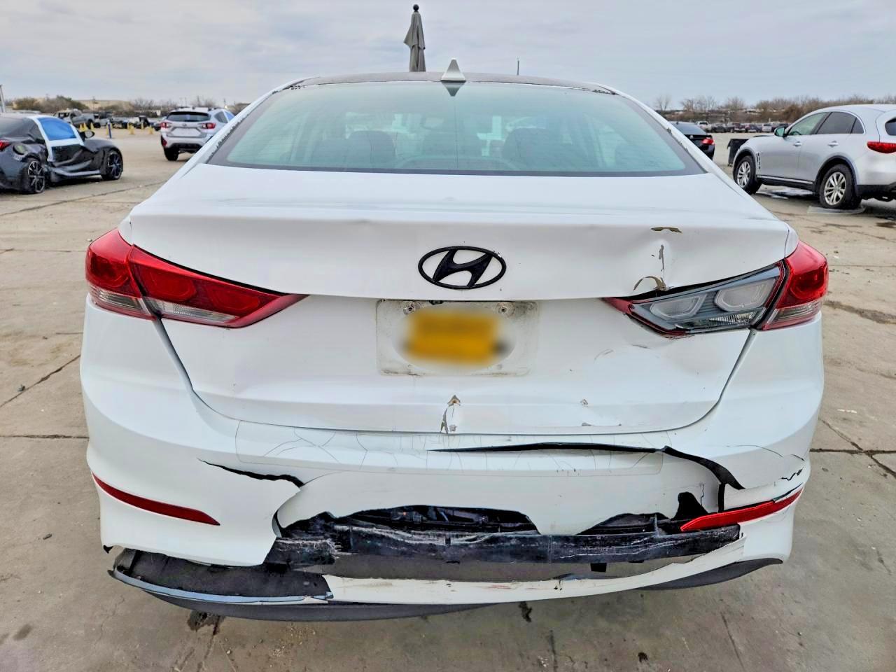 2018 Hyundai Elantra Value Edition - Фото 6