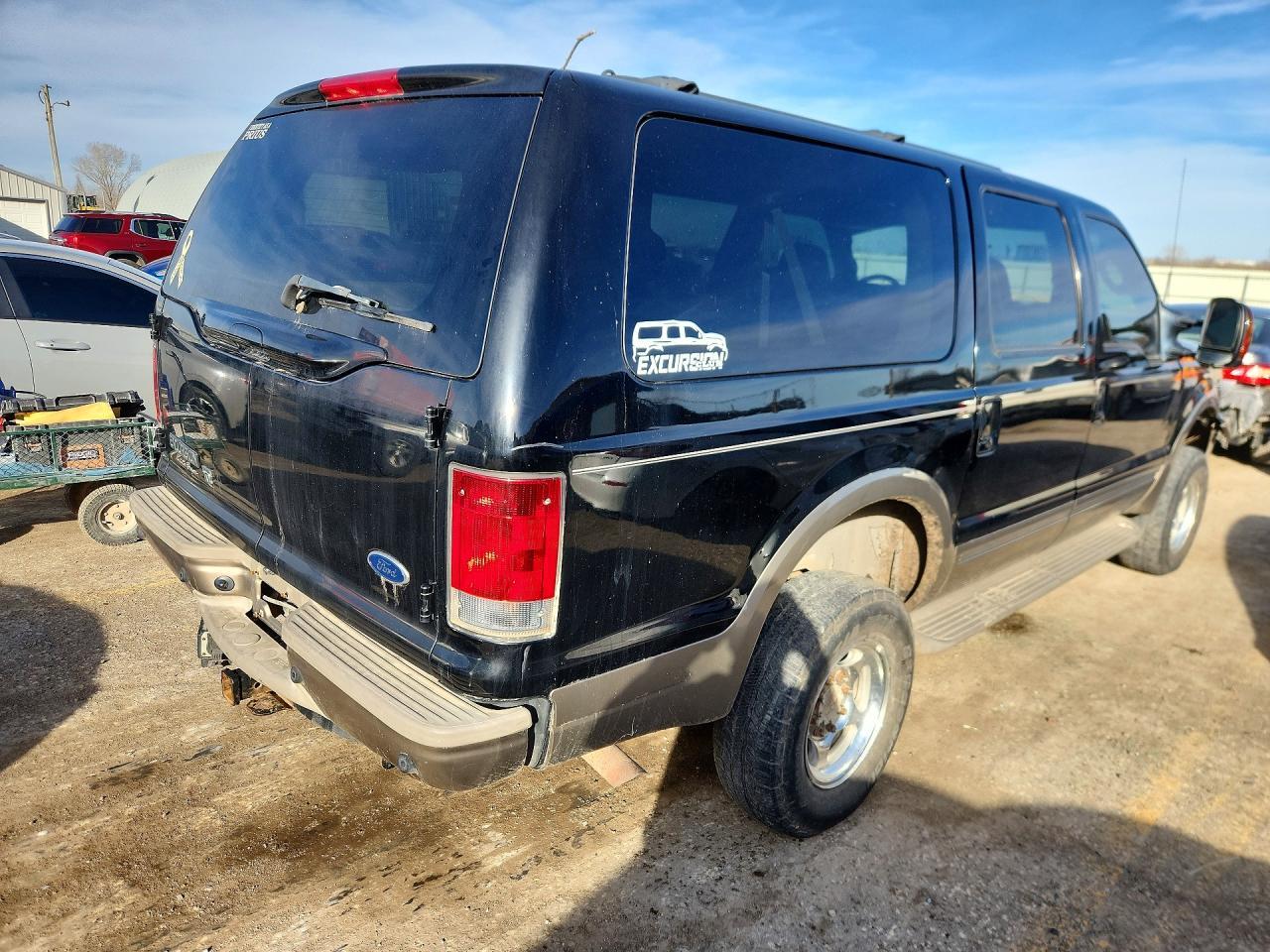 2005 Ford Excursion Eddie Bauer - Image 3