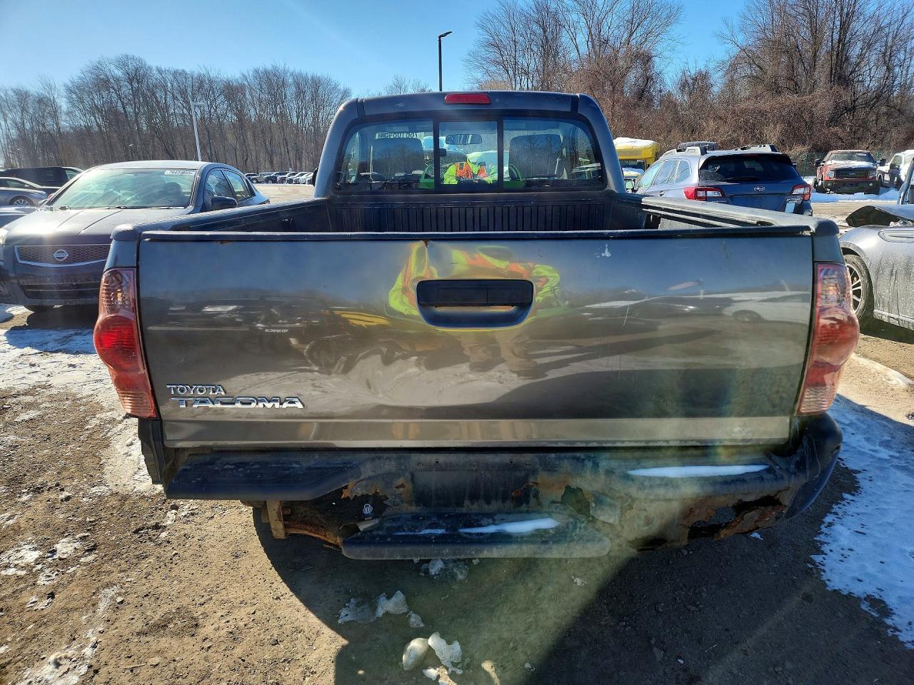 2012 Toyota Tacoma - Image 6