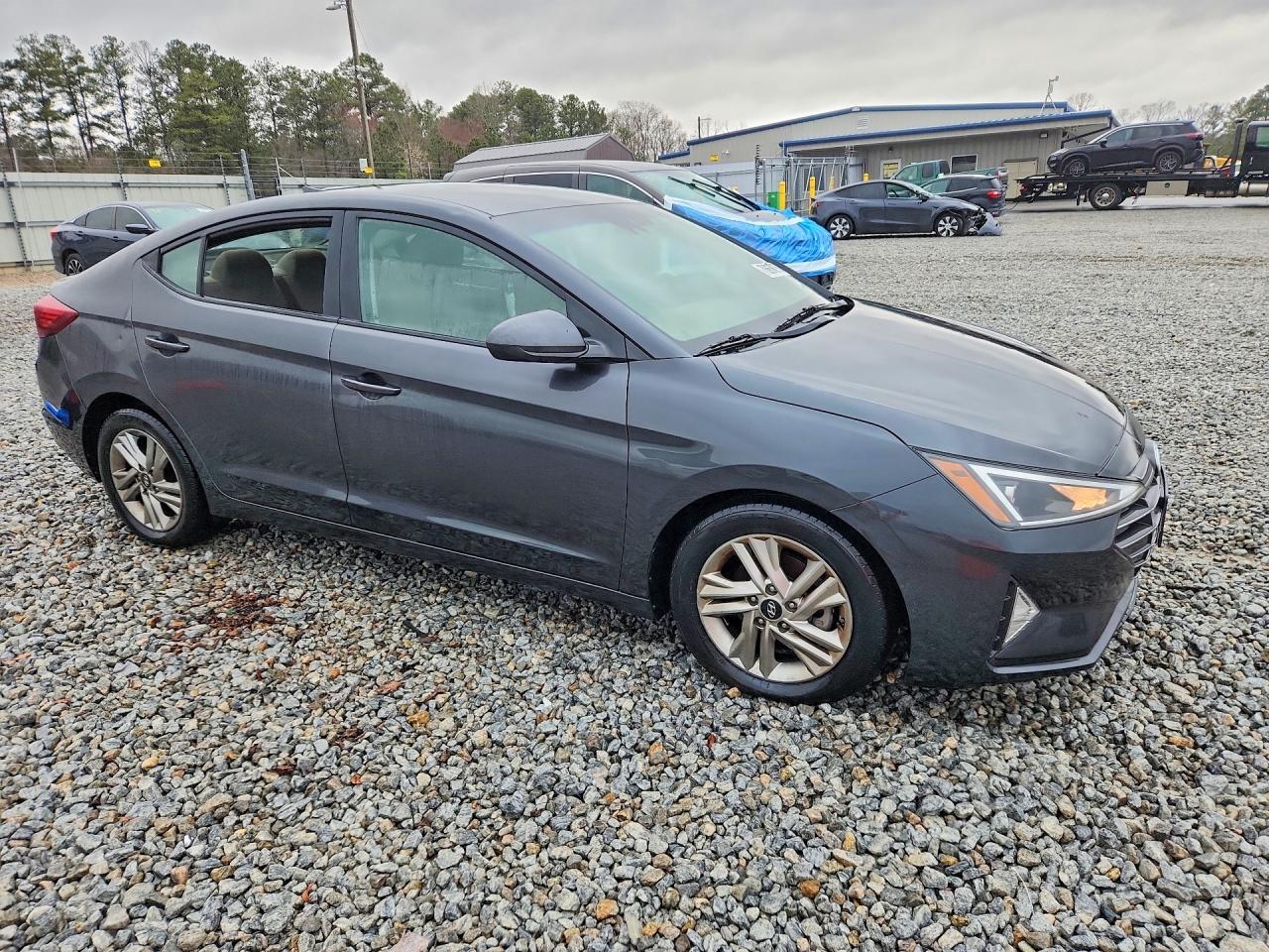 2020 Hyundai Elantra Sel - Фото 4