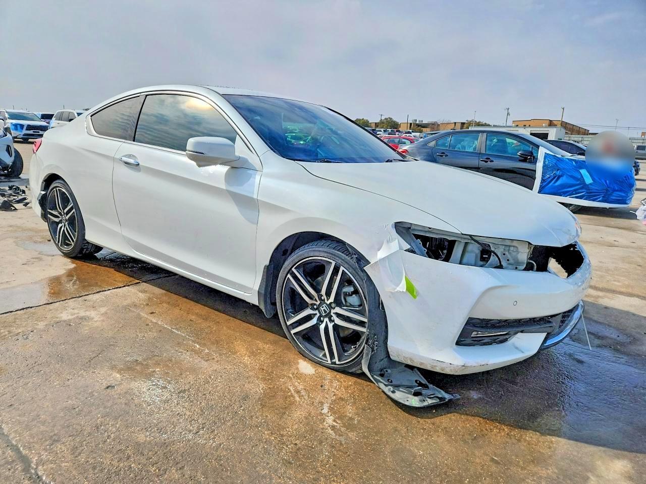 2017 Honda Accord Touring - Фото 4