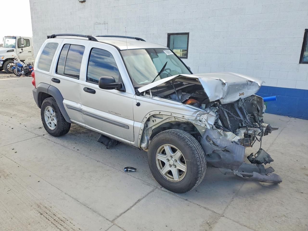 2002 Jeep Liberty Sport - Фото 4