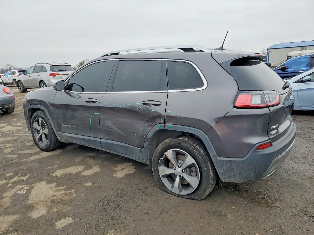 2019 Jeep Cherokee Limited - Image 2