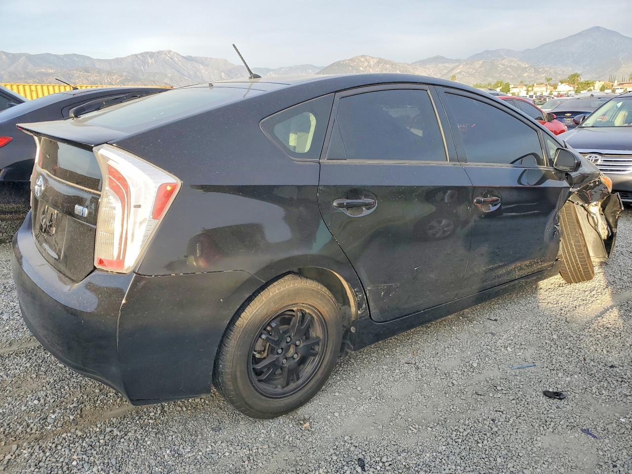2015 Toyota Prius Two - Image 3