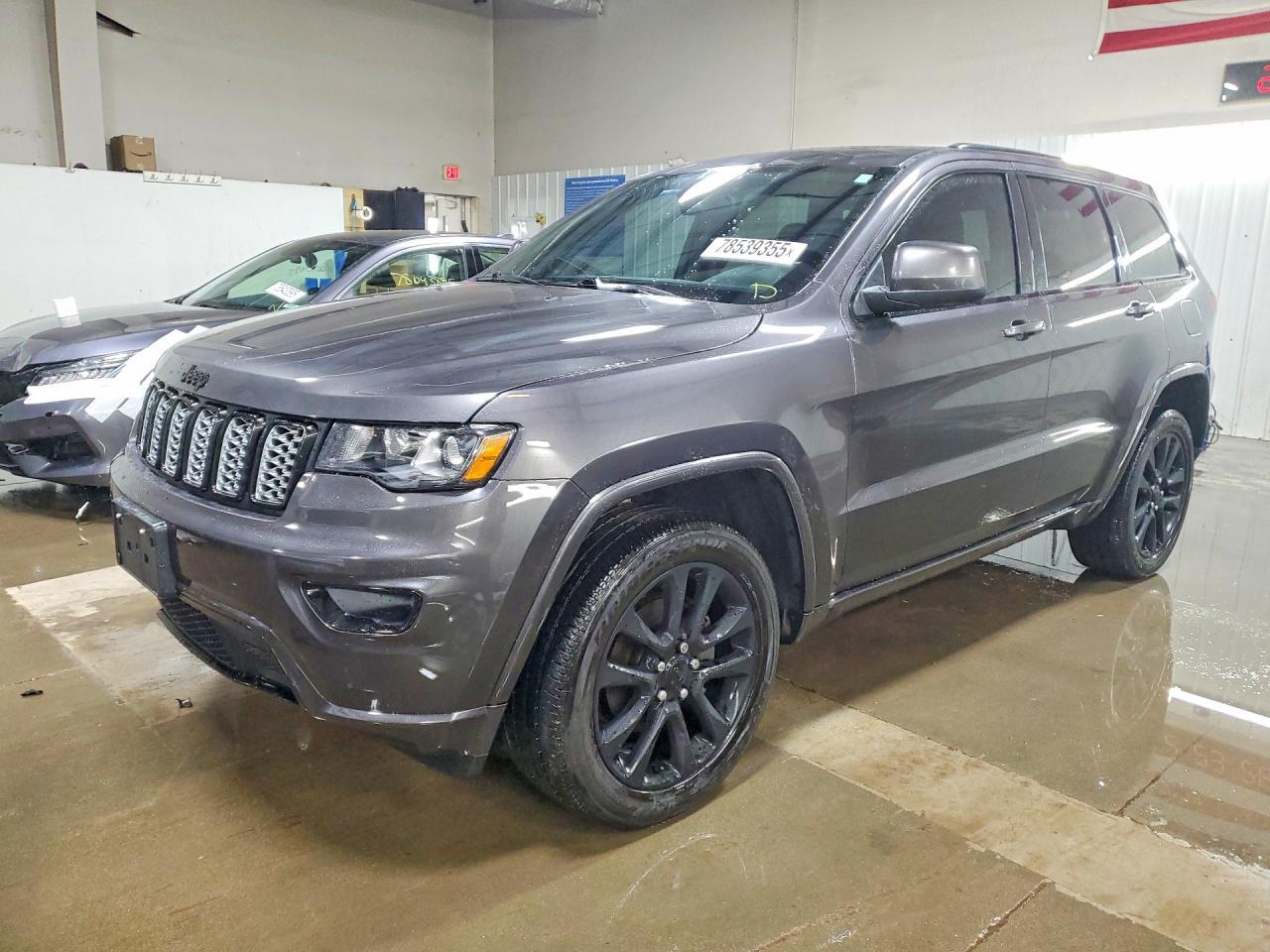 2019 Jeep Grand Cherokee Laredo