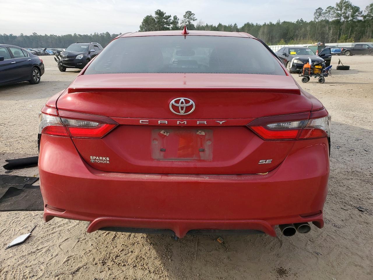 2022 Toyota Camry Se - Фото 6