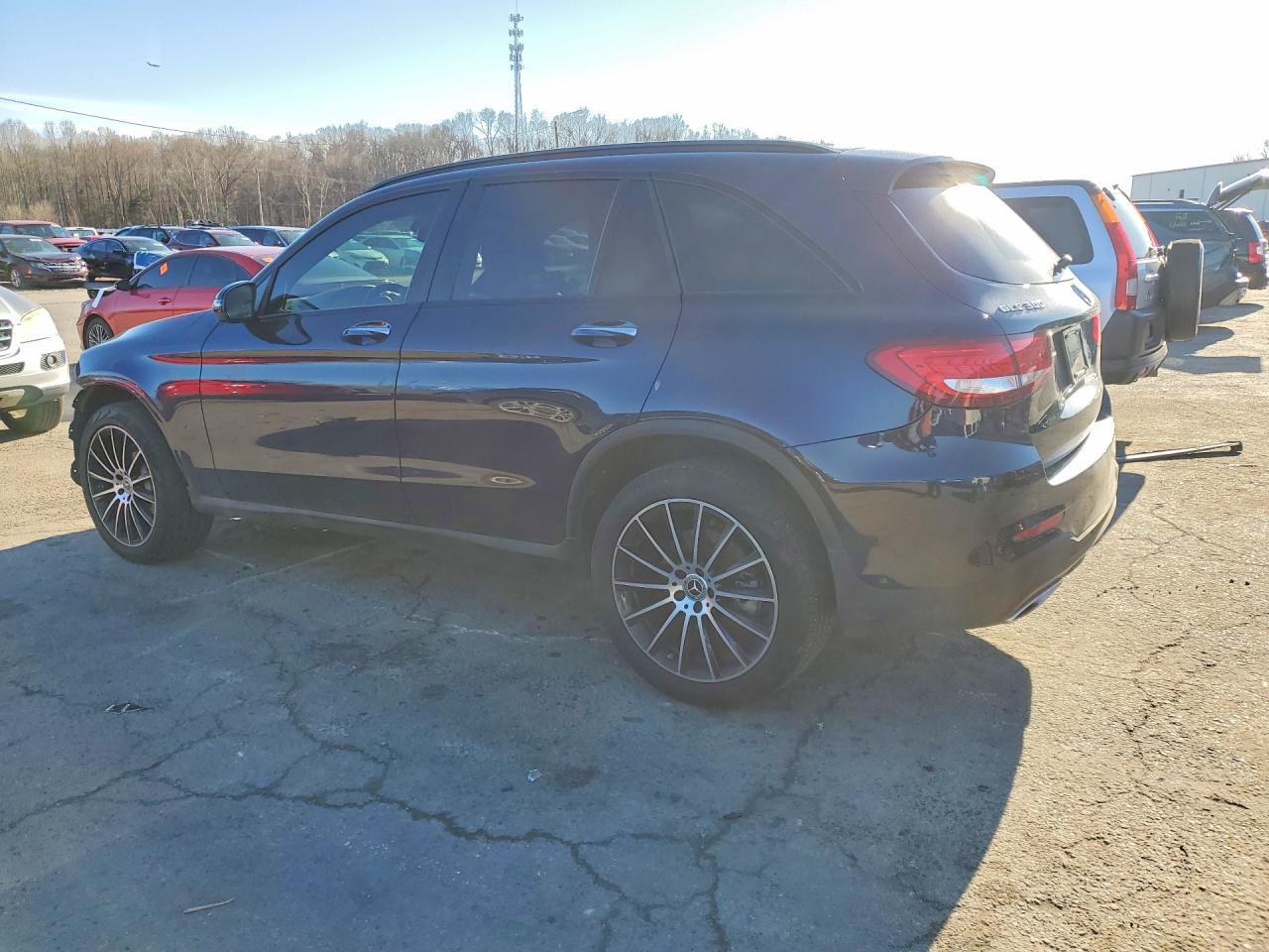 2018 Mercedes-Benz Glc 300 4Matic - Image 2