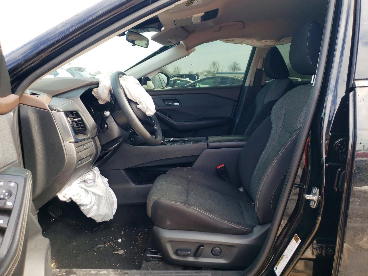 2021 Nissan Rogue Sv - Image 7