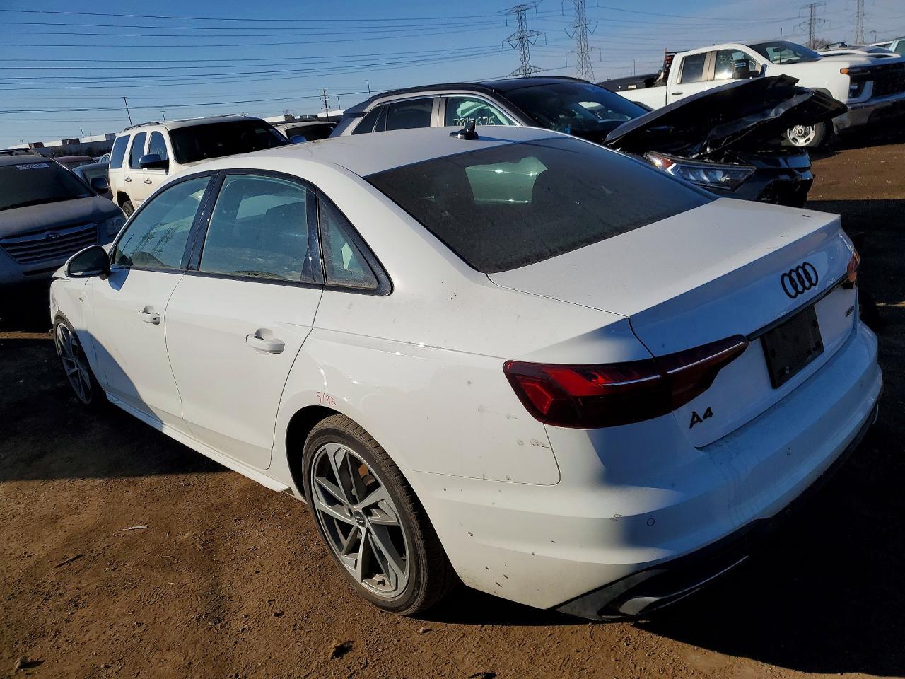 2021 Audi A4 Premium Plus 45 - Фото 2