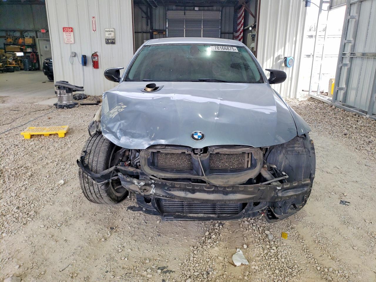 2010 BMW 335 Xi - Image 5