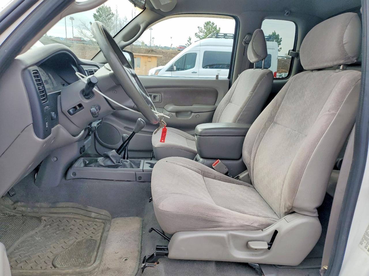 2002 Toyota Tacoma V6 - Фото 7