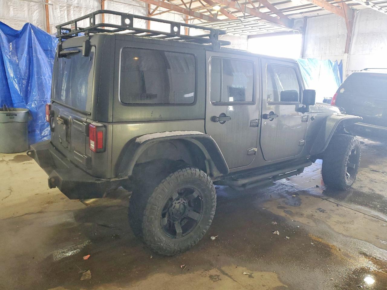 2016 Jeep Wrangler Unlimited Sport - Фото 3