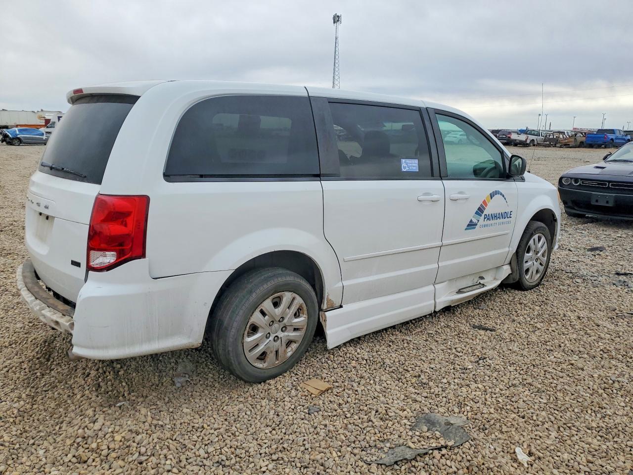 2015 Dodge Grand Caravan Se - Image 3