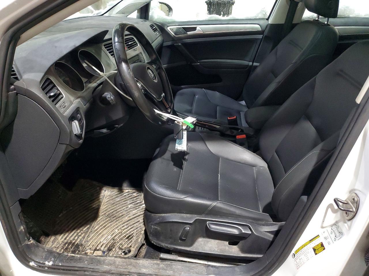 2016 Volkswagen Golf Sportwagen S - Image 7